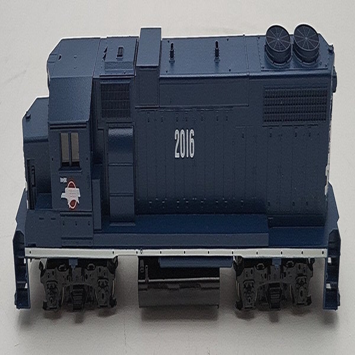 Athearn 4605 HO Scale Mopac GP38-2 Powered Diesel Locomotive #2016 EX