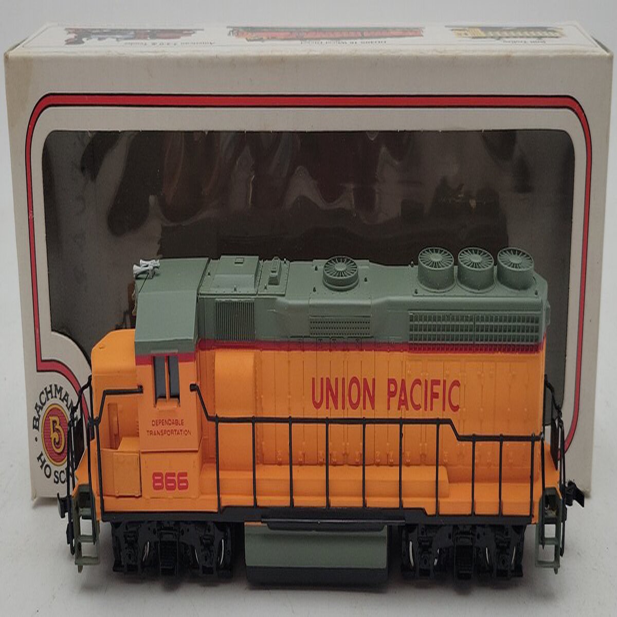 Bachmann 866 HO Scale Union Pacific GP-40 Diesel Locomotive #866 LN/Box