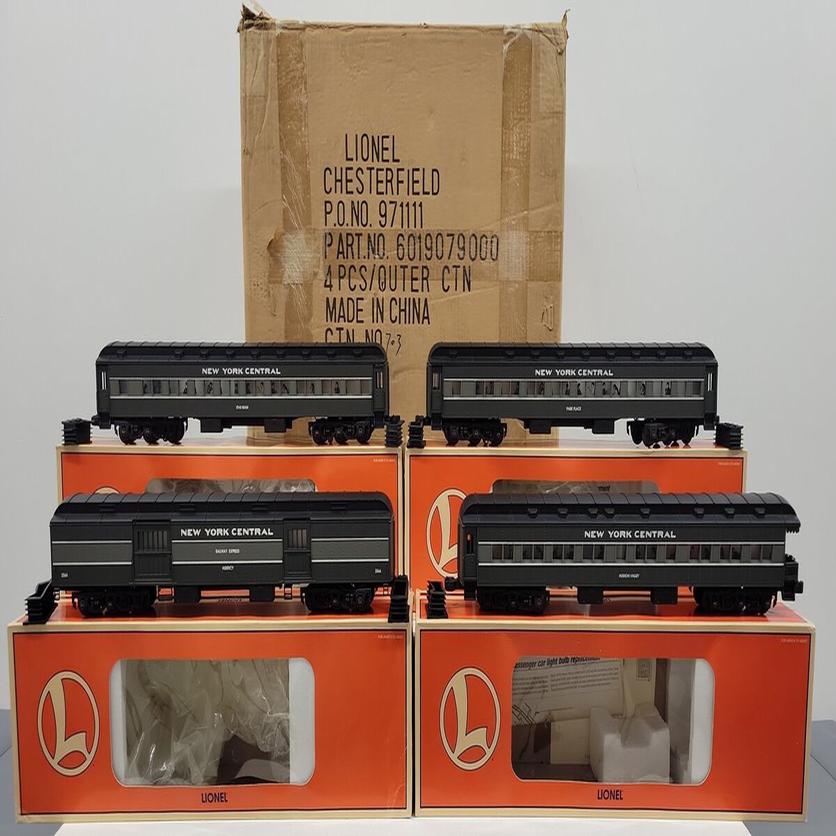 Lionel 6-19079 O Gauge New York Central Heavyweight 4-Pack Passenger Car Set EX/Box
