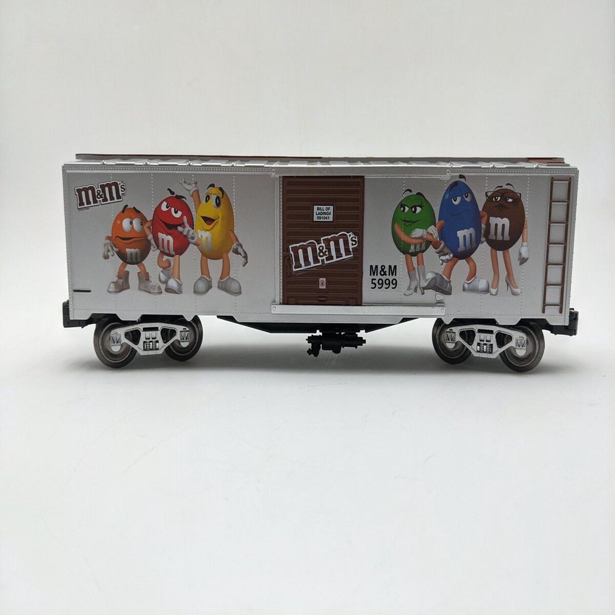 Menards 279-4593 O-Gauge M&M's Boxcar (Silver) #5999 (3-Rail) EX