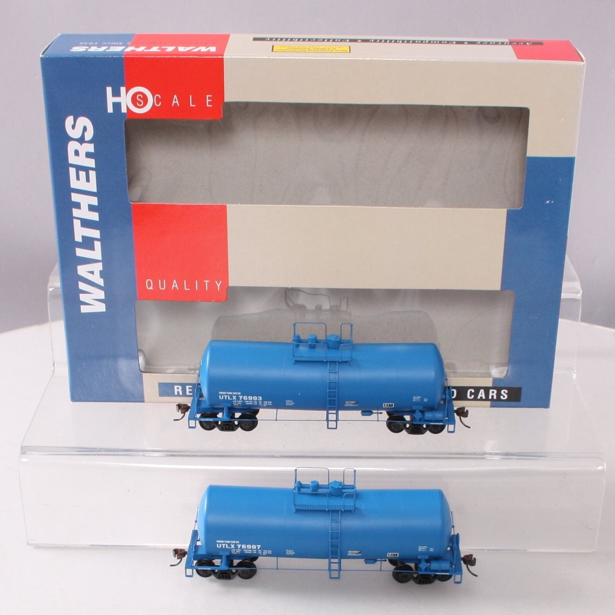 Walthers 932-27202 HO UTLX 16,000 Gallon Funnel Flow Tank Cars (Pack of 2) LN/Box