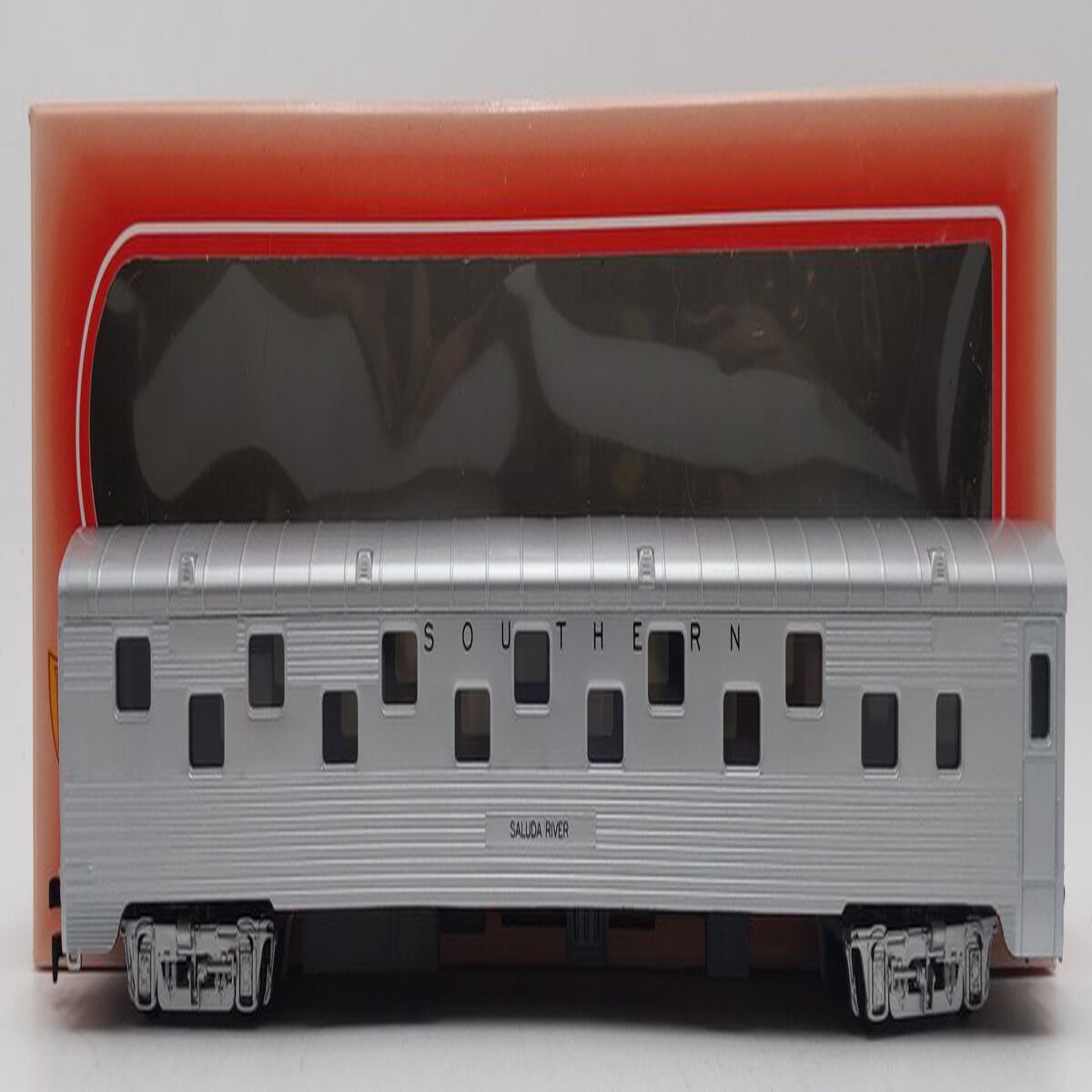 IHC 47946 HO Scale Southern Railway "Saluda River" Corrugated Side Sleeper EX/Box