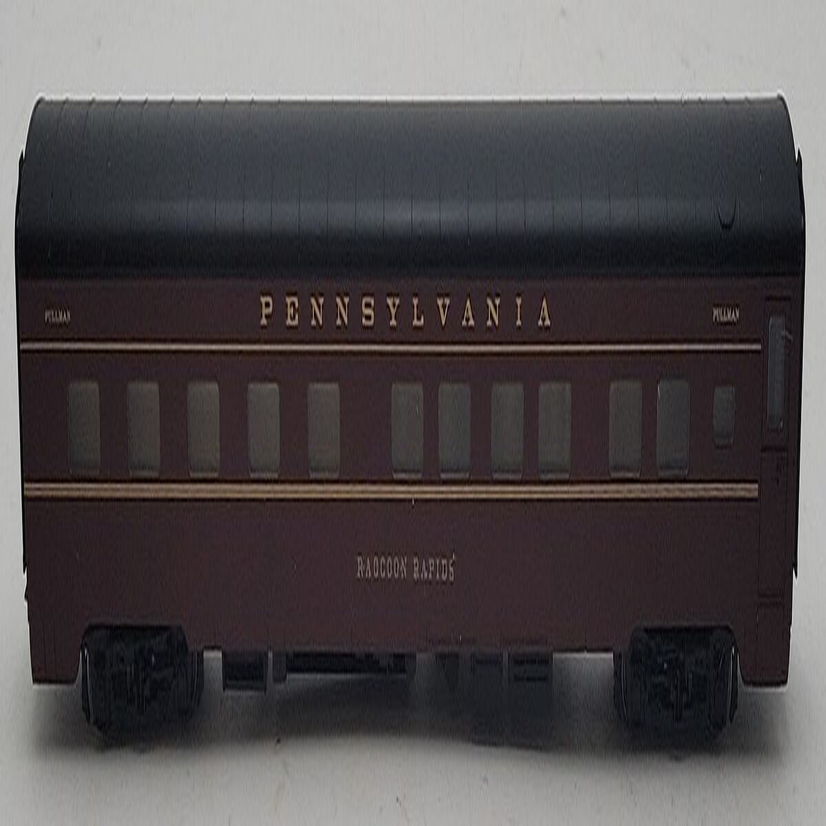 Walthers 932-6767 HO Pennsylvania Pullman-Standard 52-Seat Passenger Coach Car EX