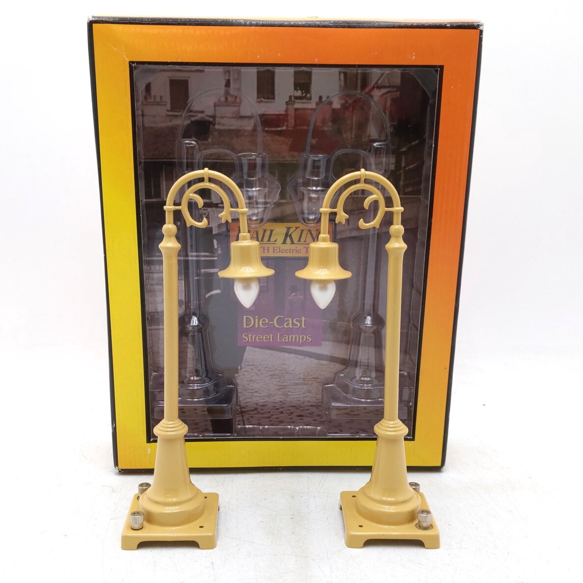 MTH 30-1067 O Scale #59 Cream Gooseneck 2-Lamp Set NIB