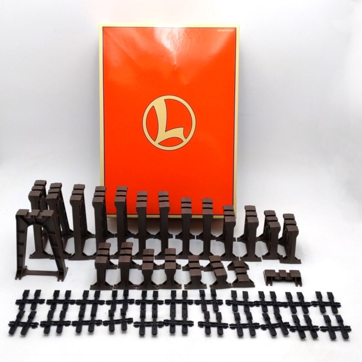 Lionel 6-12754 O & O27 Graduated Trestle Set LN/Box