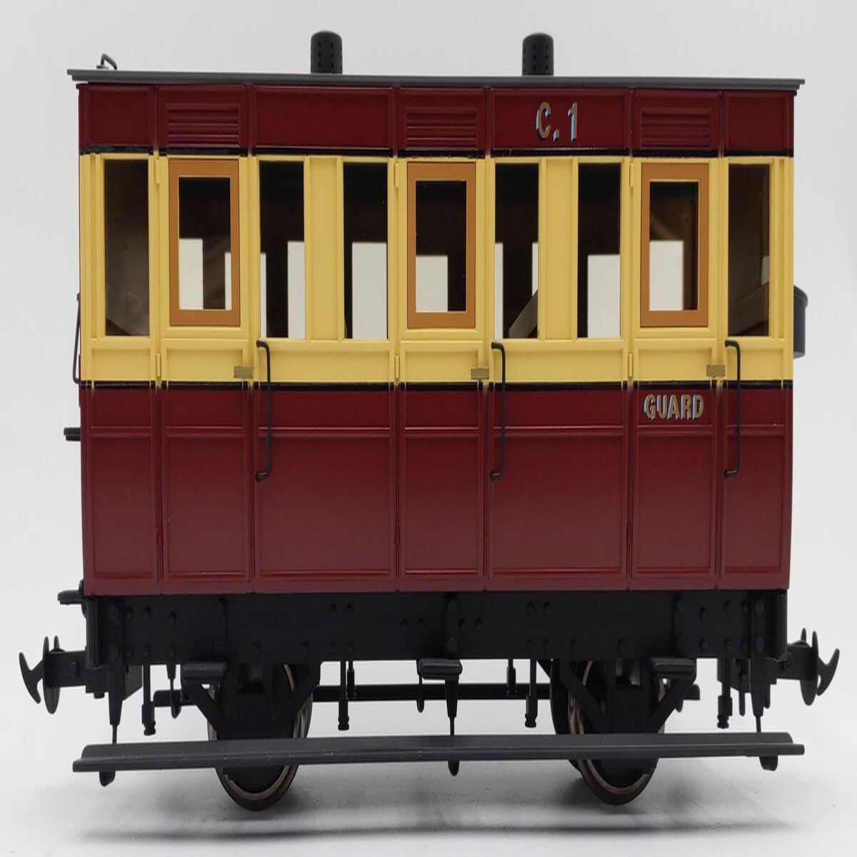 Accucraft R19-11 G Scale 1:19 'Guard' Coach Car #C1 EX