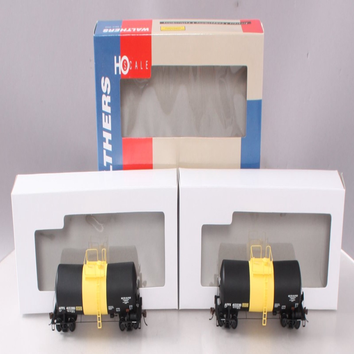 Walthers 932-27205 HO UTLX 16,000 Gallon Funnel Flow Tank Cars (Set of 2) LN/Box