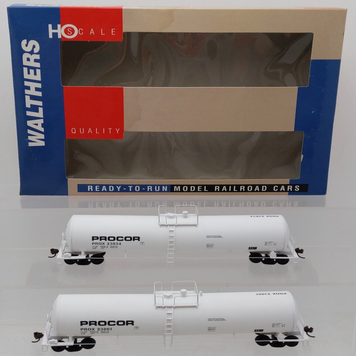 Walthers 932-27258 HO PROX 23K Gallon Funnel Flow Tank Car (Pack of 2) EX/Box