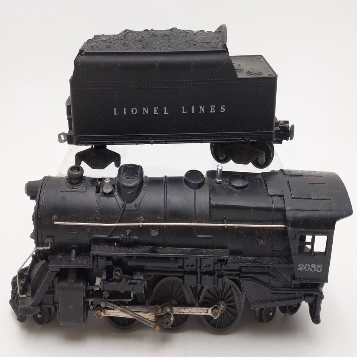 Lionel 2035 Vintage O 2-6-4 Diecast Postwar Steam Locomotive with 6466W Tender