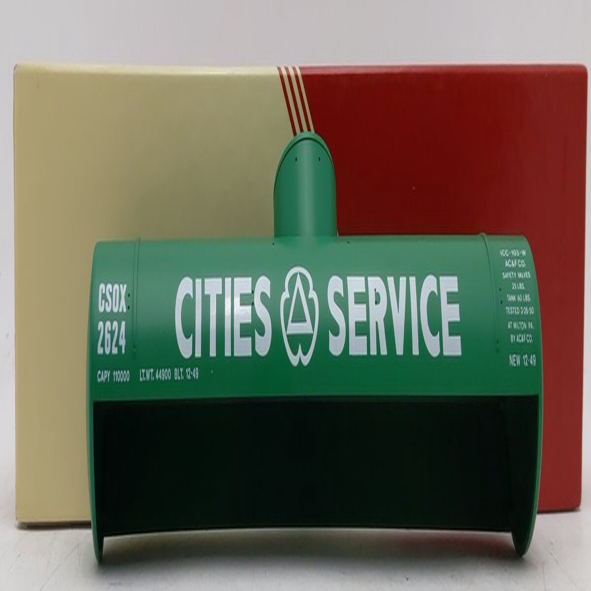Red Caboose O Scale Type 103 W 3 Rail, 10,000 Gallon Tank Car NIB