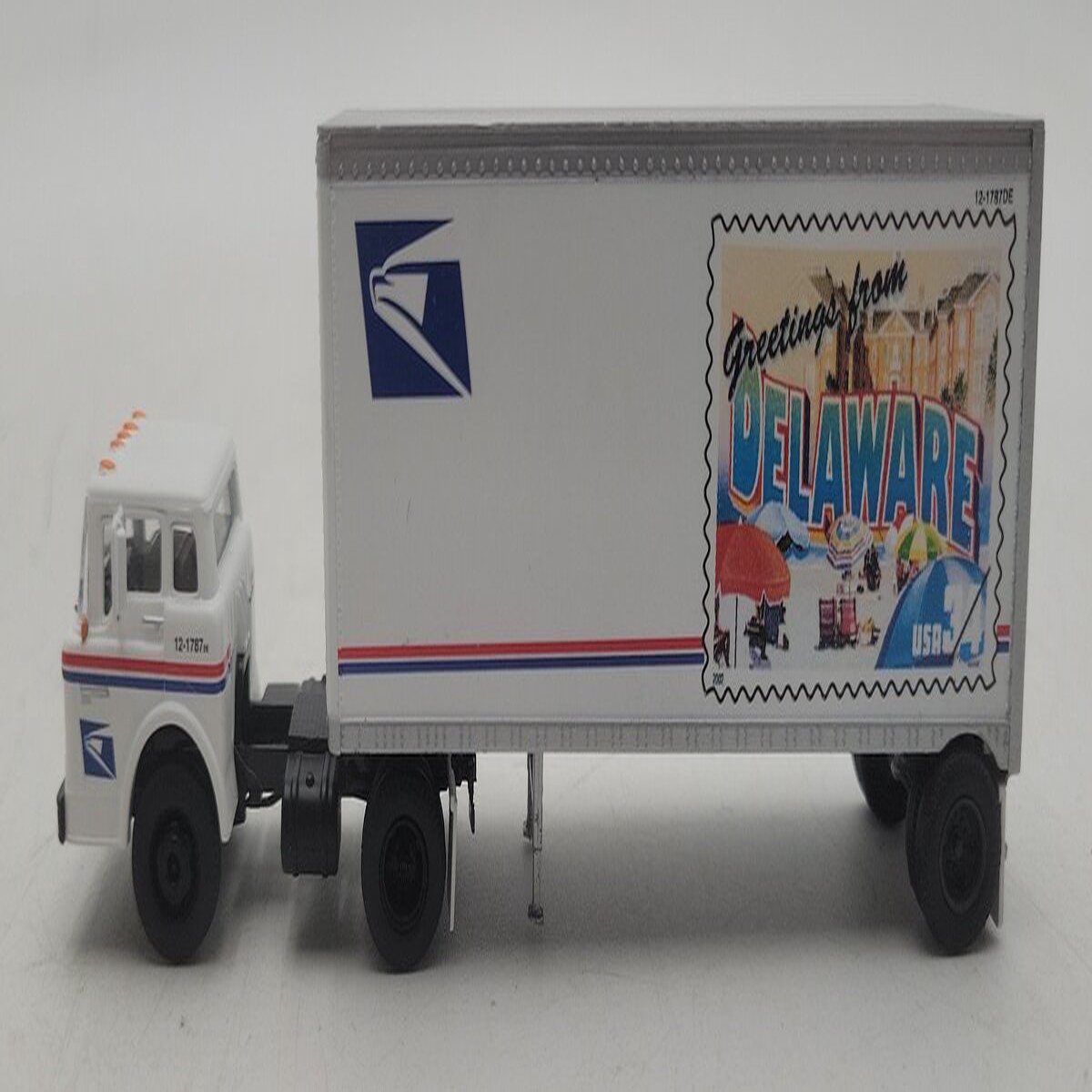 Athearn 93408 1:87 USPS Tractor & 28'' Delaware Pup Trailer EX