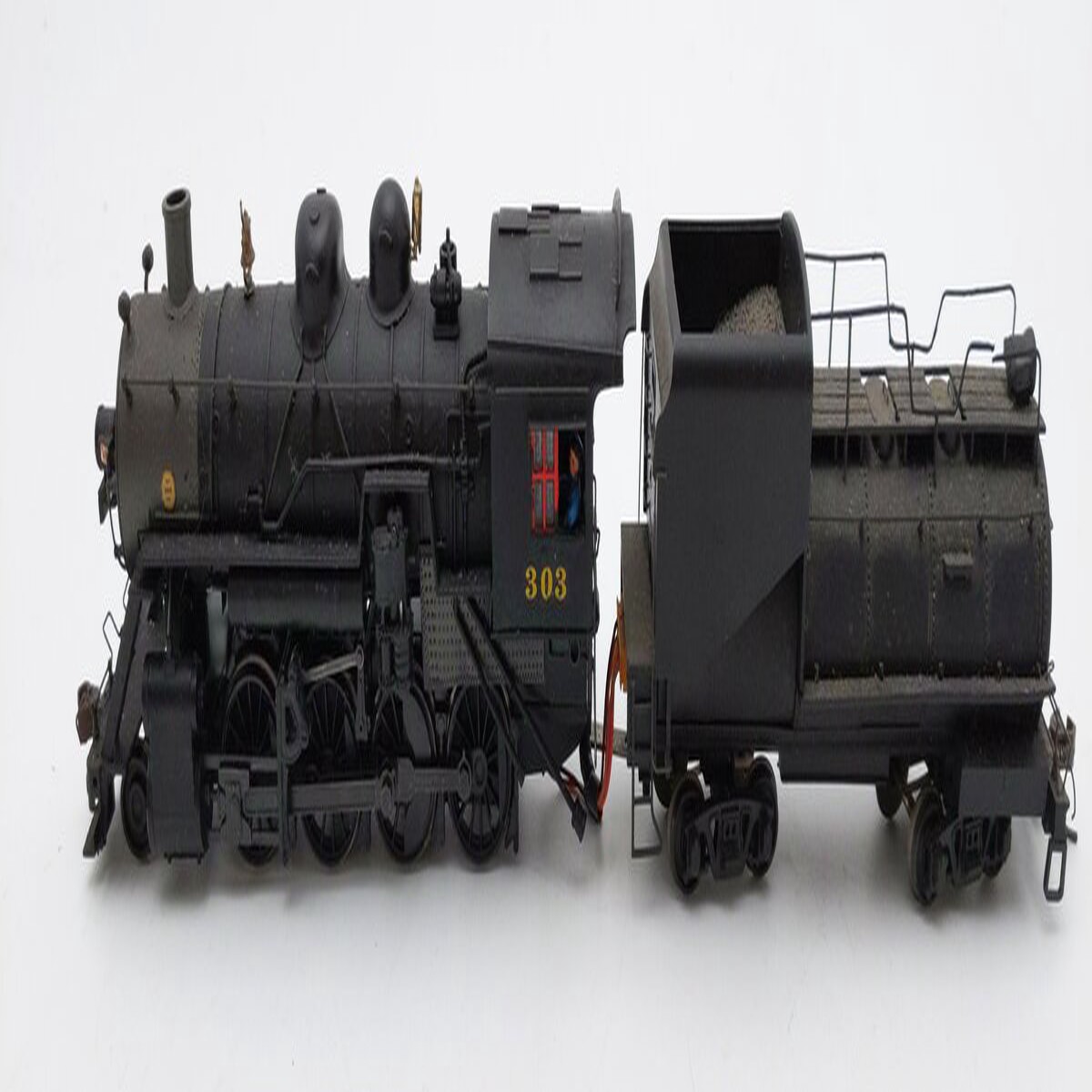 Bachmann HO Custom 2-8-0 Steam Locomotive & Tender w/DCC