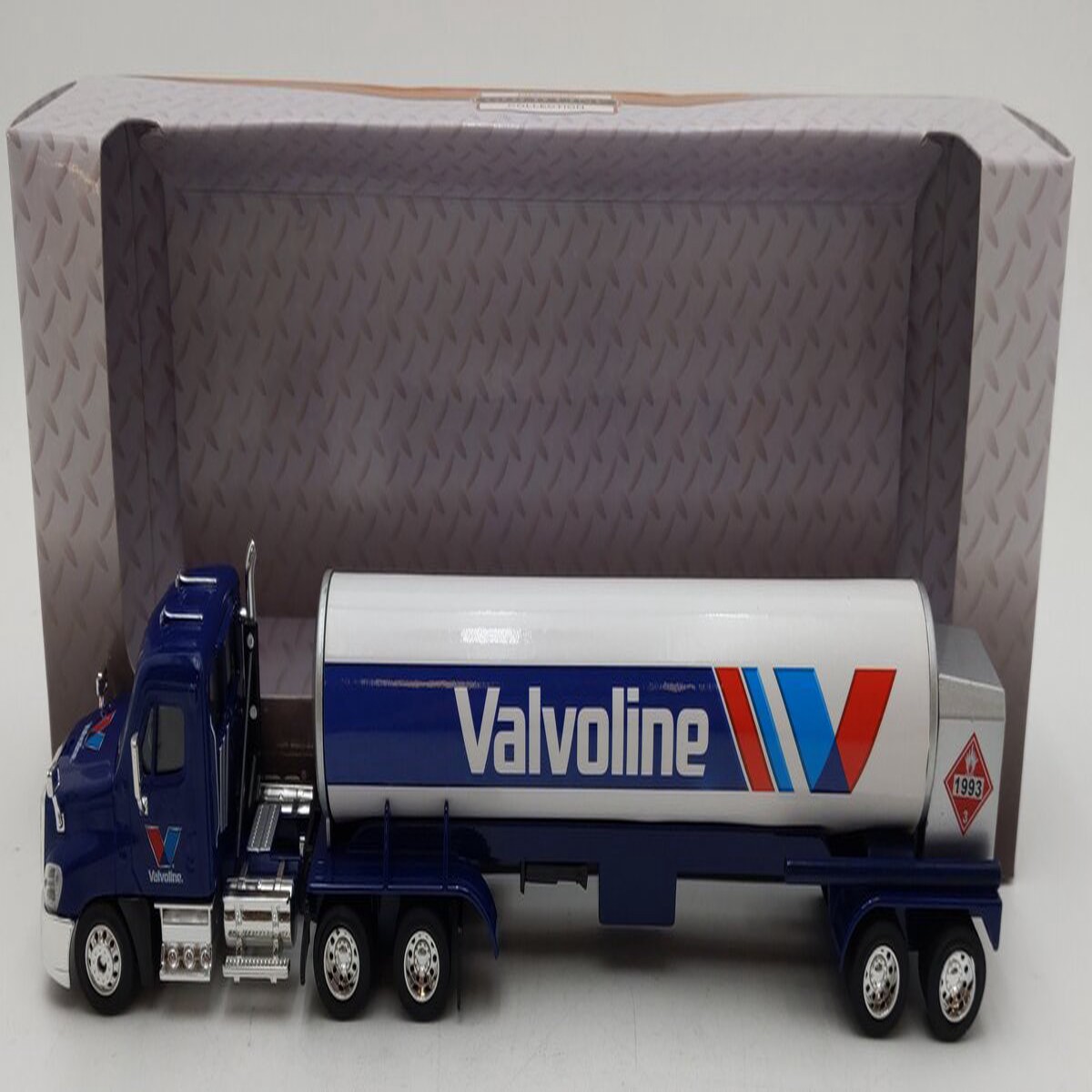 Menards 279-3547 1:64 Scale Gold Line Diecast Valvoline Tractor W/Tanker Trailer LN/Box