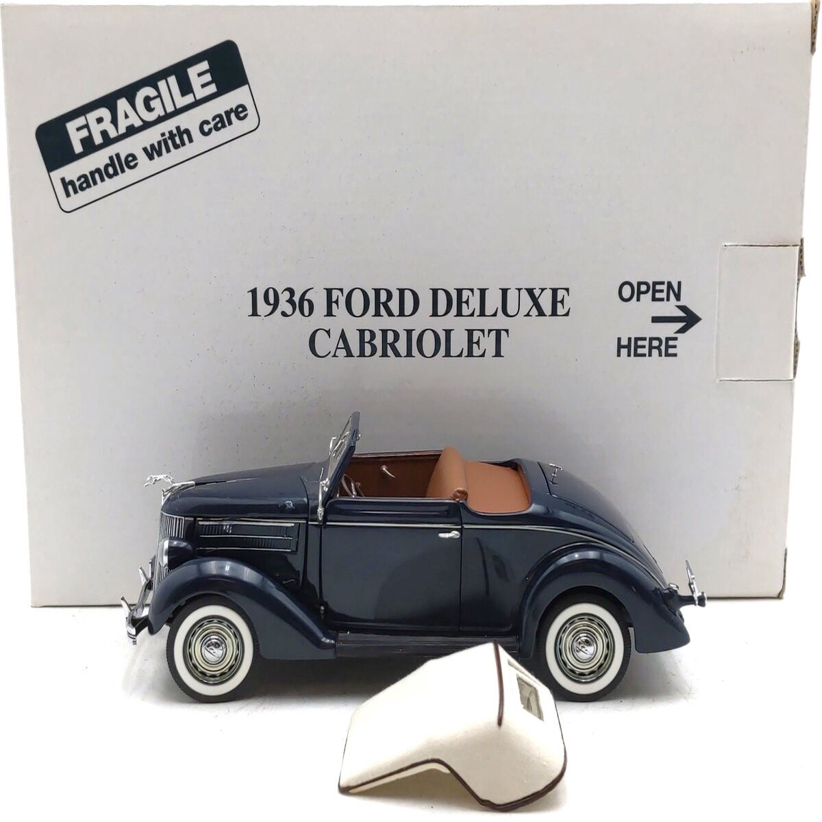 Danbury Mint 1936 1:24 1936 Ford Deluxe Cabriolet EX/Box
