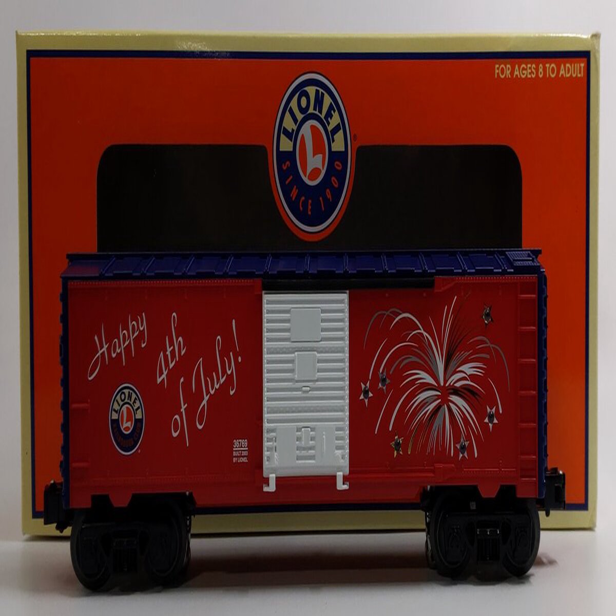 Lionel 6-36769 O Gauge LRRC Fourth of July Lighted Boxcar NIB