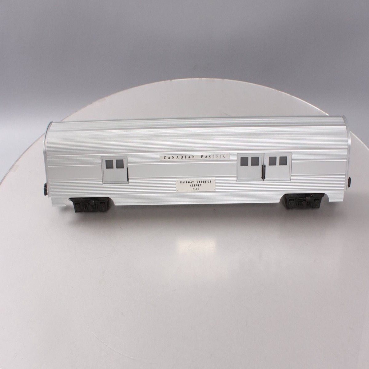Williams 2540 O Scale Canadian Pacific REA Baggage Car #2540 LN