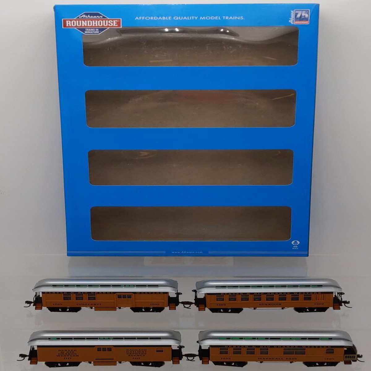 Roundhouse 16382 HO D&RGW 34' Old Time Overton Passenger Cars (Set of 4) EX/Box