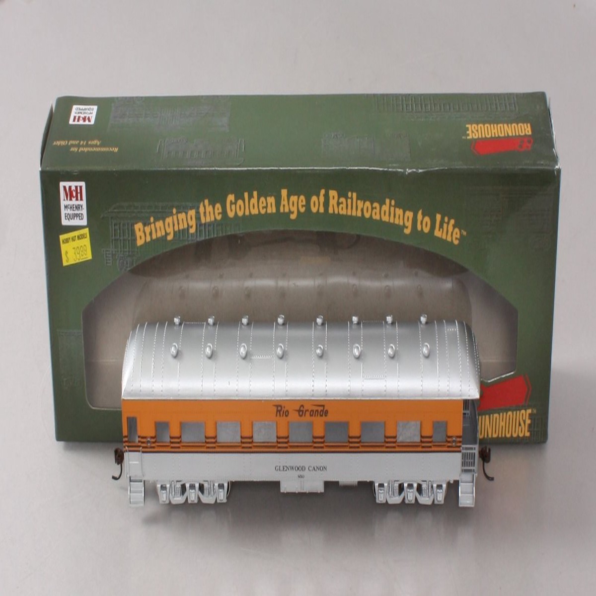 Roundhouse 86633 HO Scale Rio Grande Arch-Roof Observation Car LN/Box