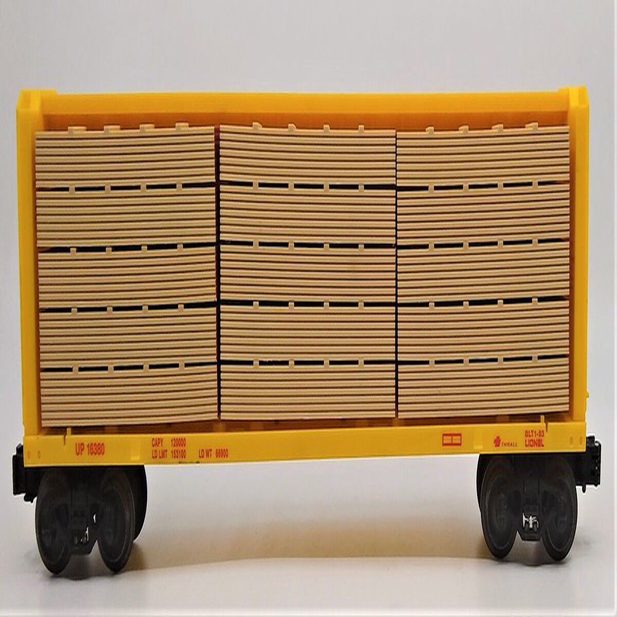 Lionel 6-16380 O Gauge Union Pacific Center I-Beam Flatcar with Wood Load LN/Box
