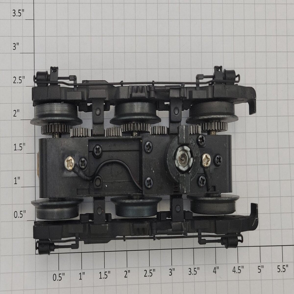 Lionel 28347-772 O Gauge Diecast Es44AC 6-Wheel Flat Black Front Powered Truck