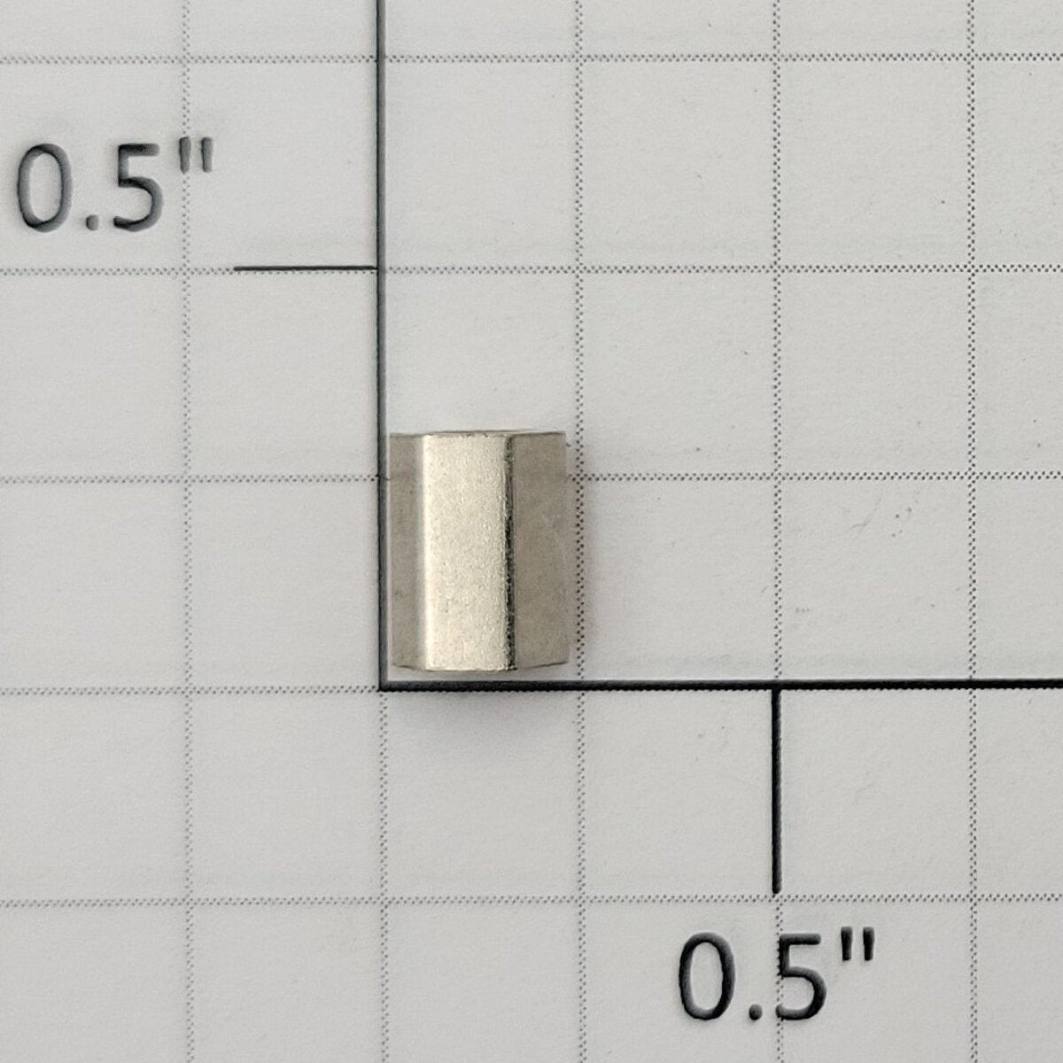 Lionel 51104-337 3mm-0.5 x 7mm Nickel Hex Coupling