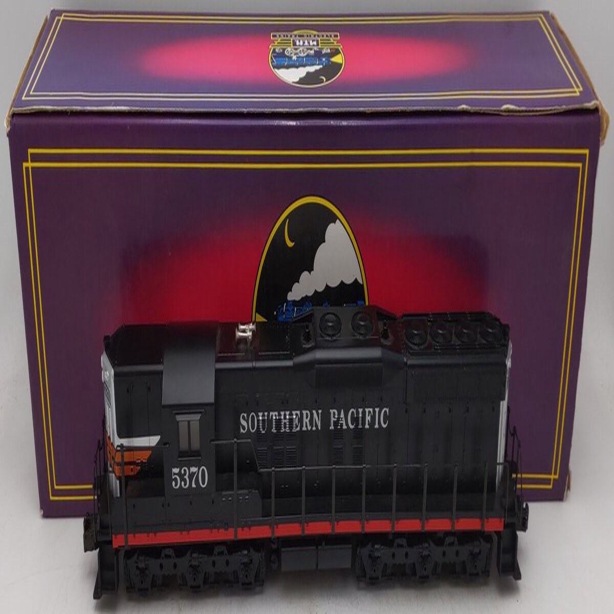 MTH 20-2112-1 Southern Pacific EMD SD-9 Diesel Engine w/PS1 #5370 EX/Box