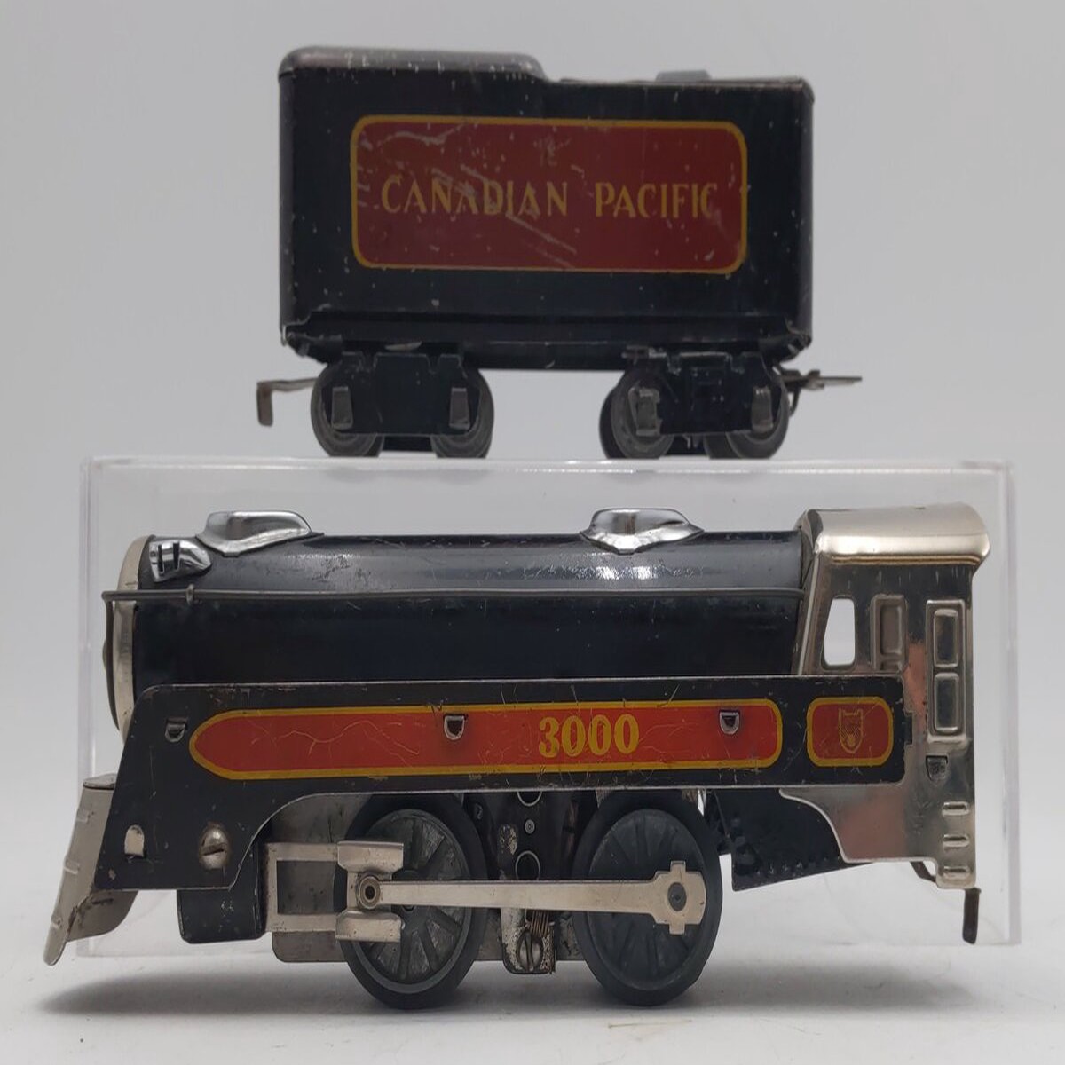 Marx 1937 Vintage O Canadian Pacific 3000 0-4-0 Steam Locomotive & Tender