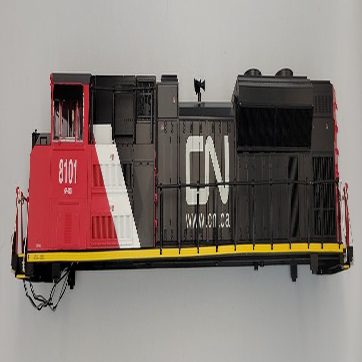 Lionel 85048-1 Canadian National SD70ACe Diesel Locomotive Body Shell #8101