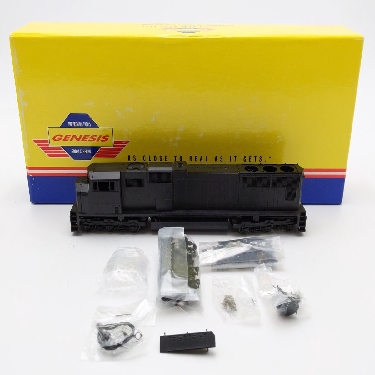 Athearn G6020 HO Scale Undecorated SD70I Canadian Cab Diesel Locomotive EX/Box
