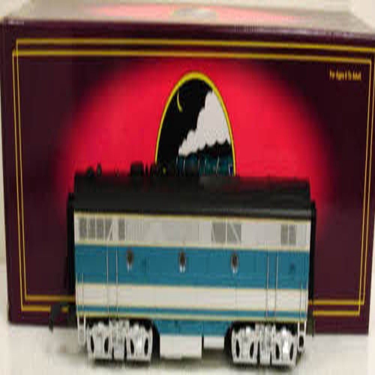 MTH 20-2090-3 Electro Motive Division F-3 B-Unit Powered Diesel Engine - 3-Rail LN/Box