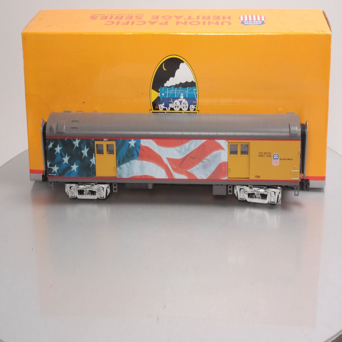 MTH 20-68002 O Gauge Union Pacific 70 ABS Smooth Side Baggage Car #5769 LN/Box