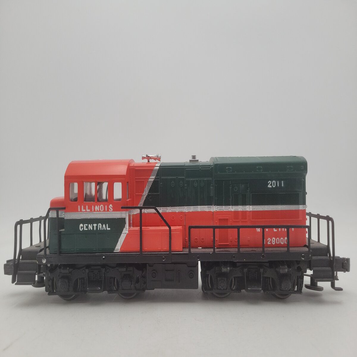O Gauge CUSTOM Illinois Central Diesel Locomotive #2011