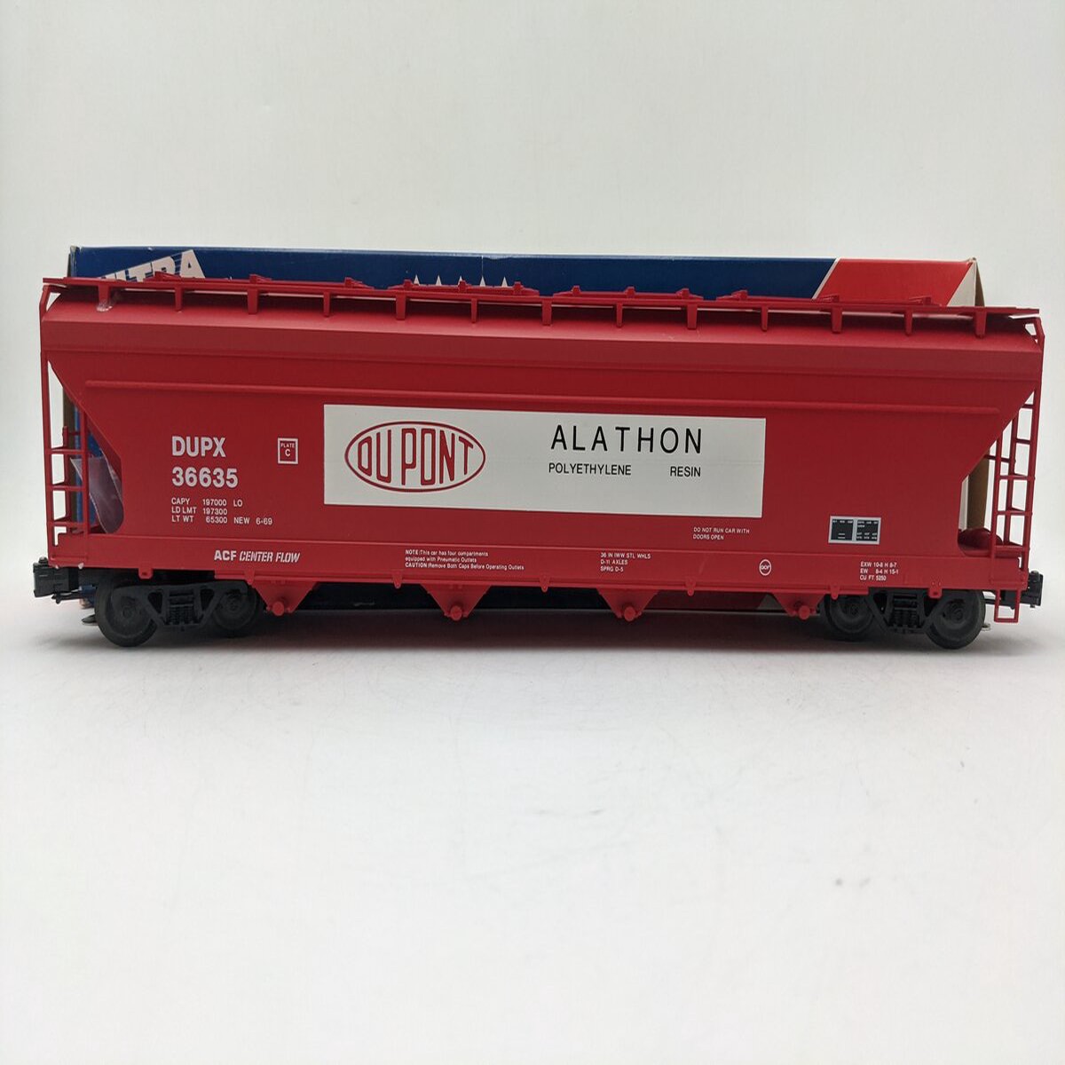 Weaver 2076 O Gauge Dupont 4-Bay Covered Hopper #36635 EX/Box
