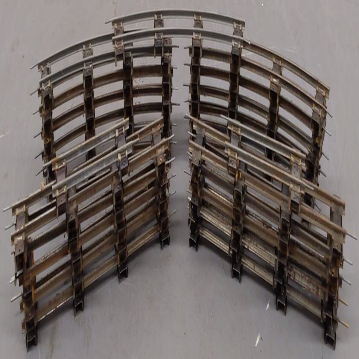 American Flyer Vintage S Gauge Assorted Curved and Straight Track Sections [25]