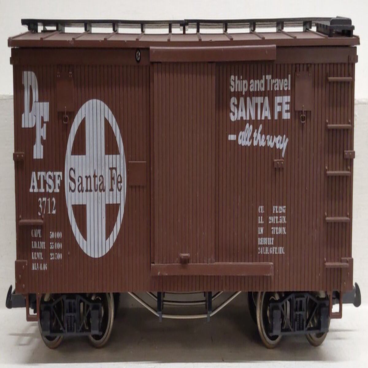 LGB 4067-D03 G Scale Santa Fe Boxcar w/ Metal Wheels #3712 EX