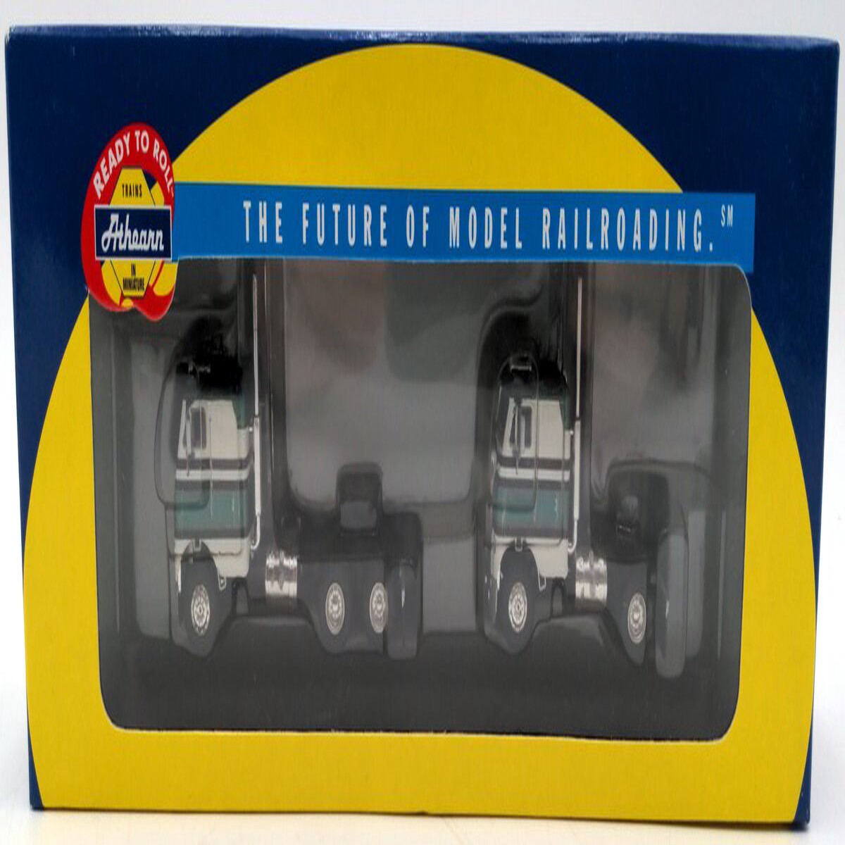 Athearn 91903 HO Scale Freightliner Owner-Operator Silver Leaf/Green