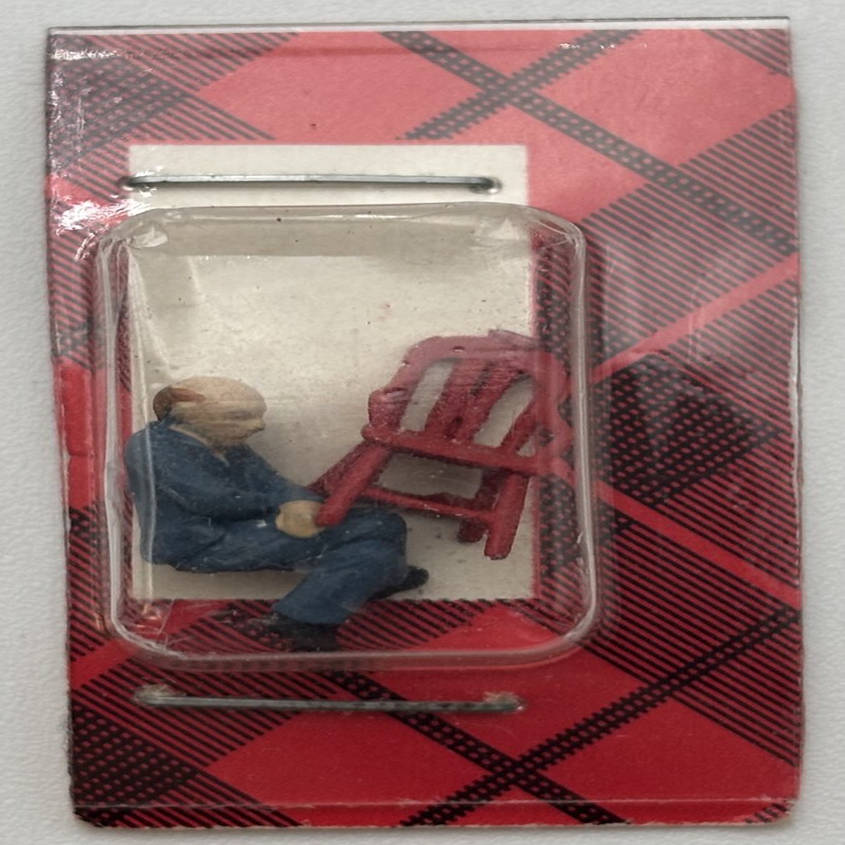 Campbell Scale Models 1255 HO Old Man Asleep In Chair Figure