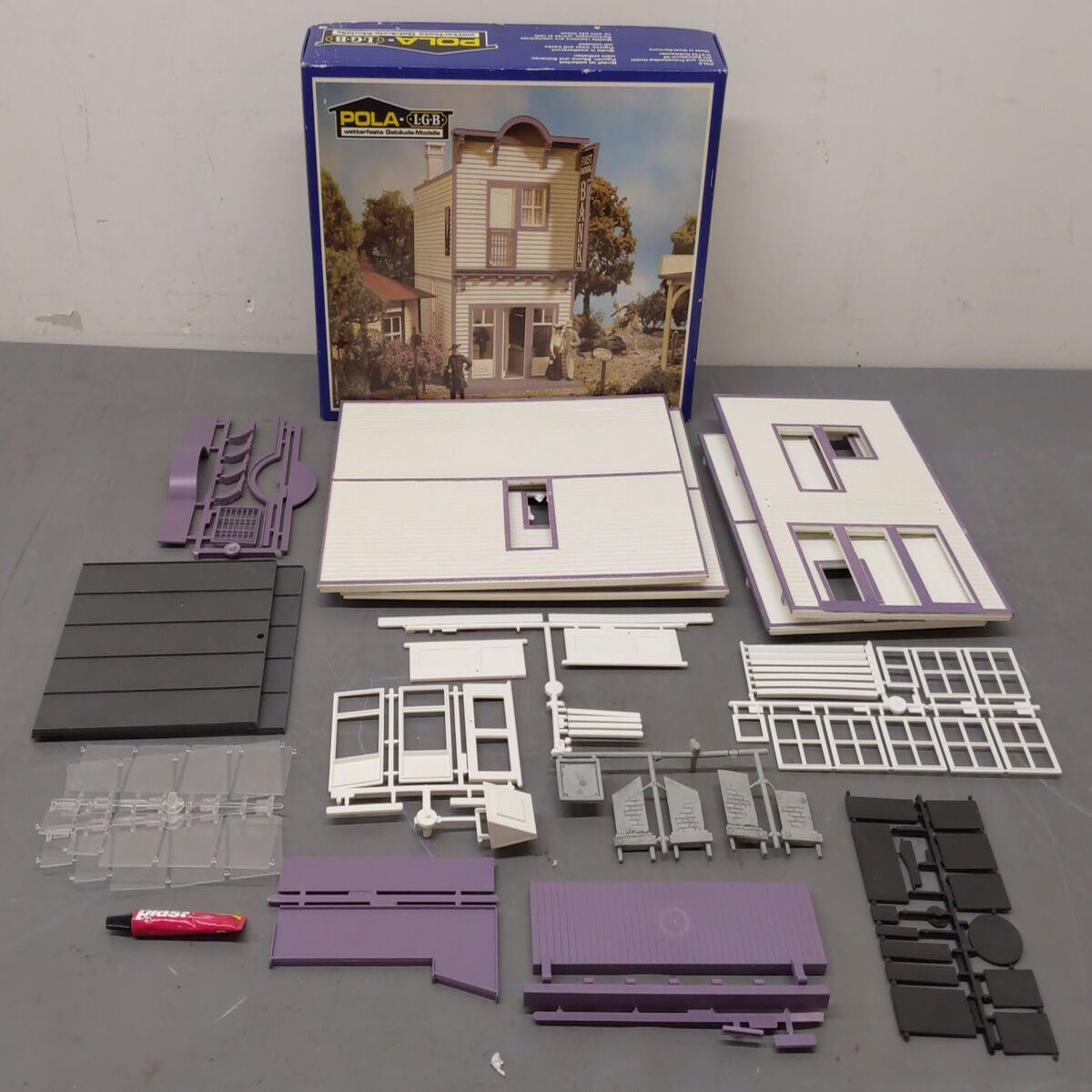 Pola 1804 G Scale First National Bank Western Building Kit EX/Box