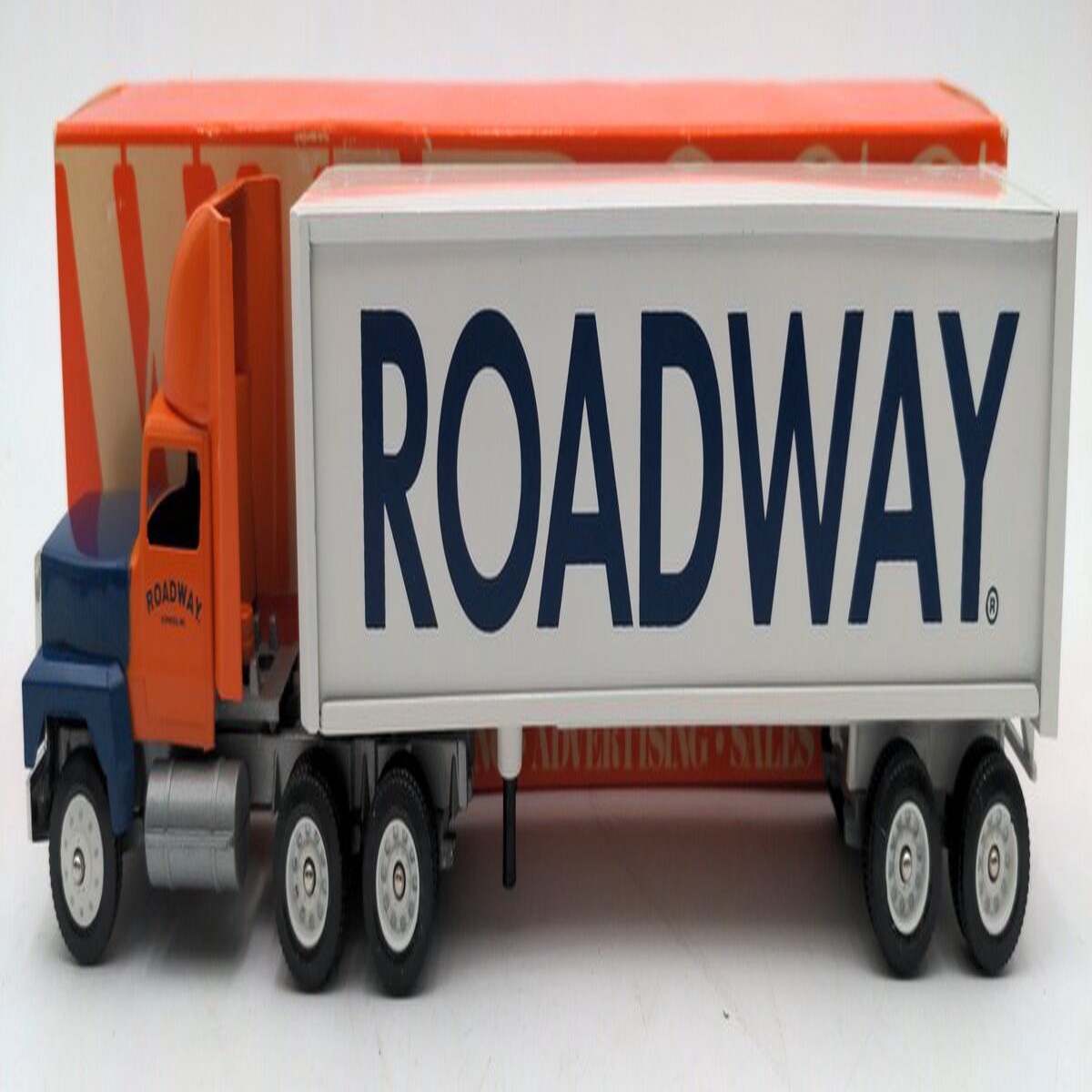 Winross Roadway 1:64 Scale Diecast Semi-Truck EX/Box