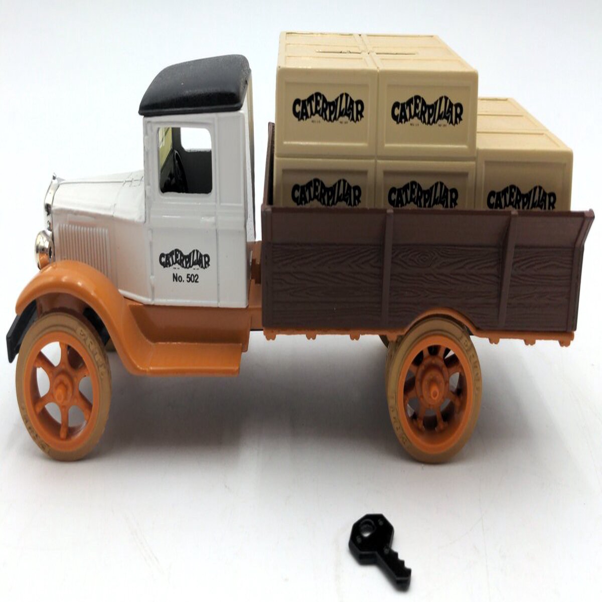 Ertl 1193 1:25 Scale Diecast Hawkeye Caterpillar Crate Truck Bank LN