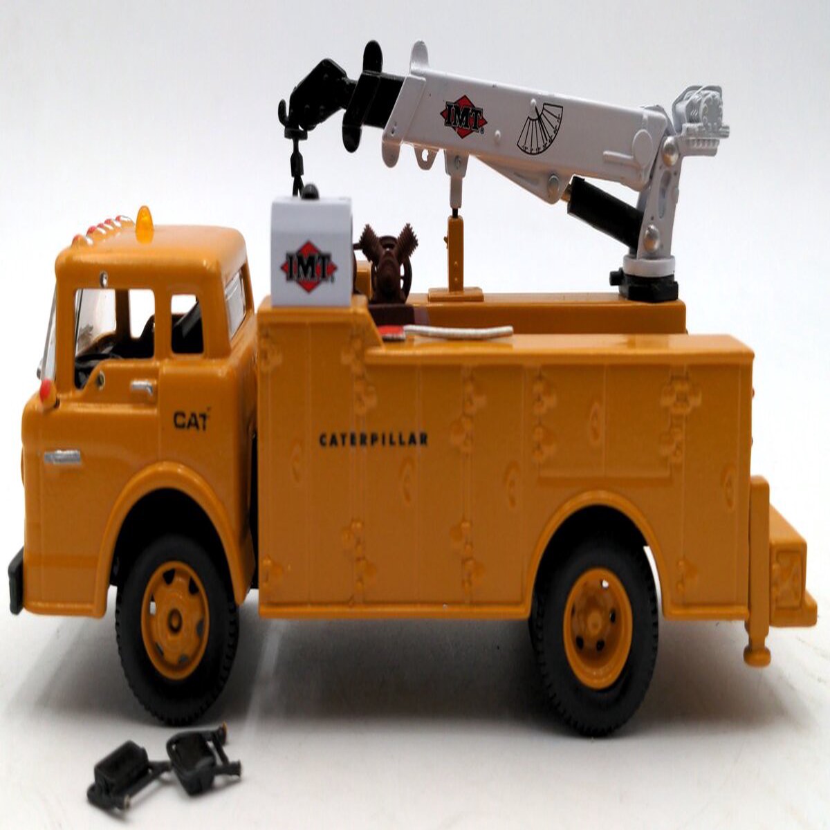 Unknown Manufacturer 1:50 Scale Diecast 1957 Ford CAT Service Truck EX