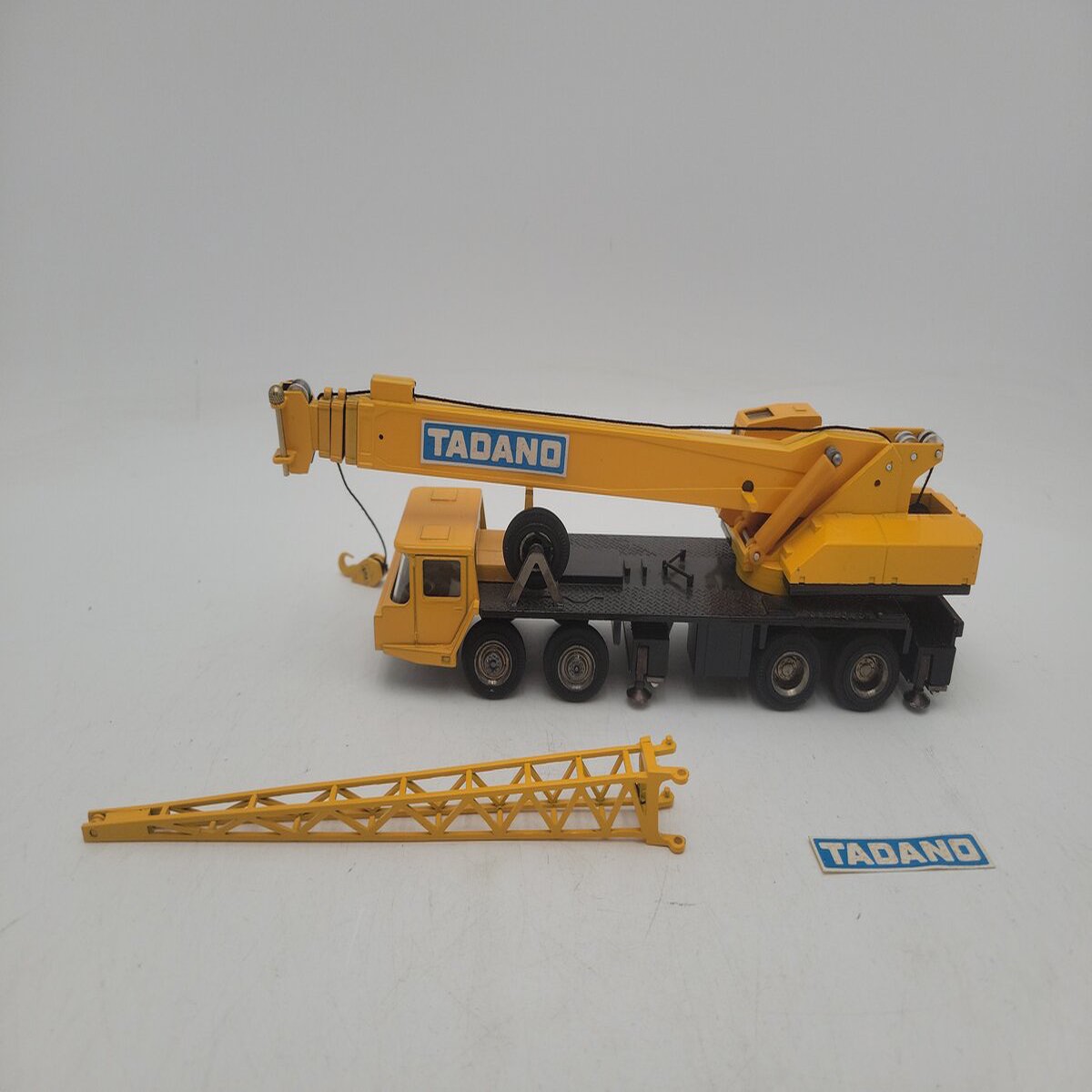 Yonezawa Toys TG-452 1:40 Scale Diapet Yellow Tadano Hydraulic Crane Diecast VG