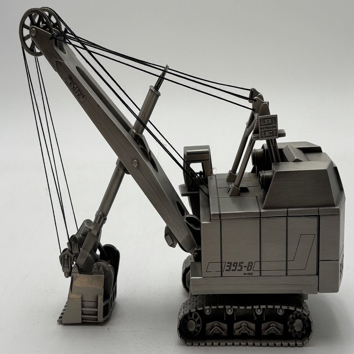 Precision Pewter-Craft Bucyrus-Erie 395-B Tracked Crane Desktop Display LN