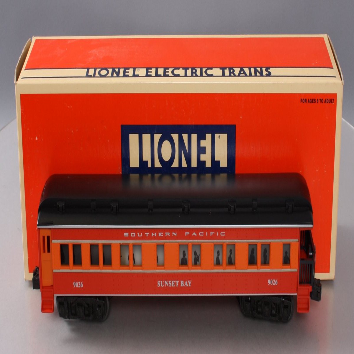 Lionel 6-19026 O Gauge Southern Pacific Madison "Sunset Bay" Observation Car LN/Box