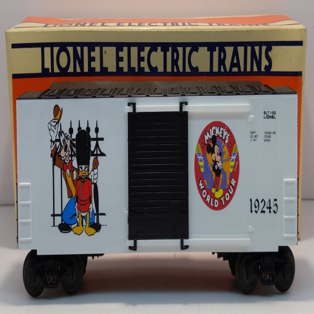 Lionel 6-19245 O Gauge Disney Mickeys World Tour Hi Cube Boxcar #19245 LN/Box