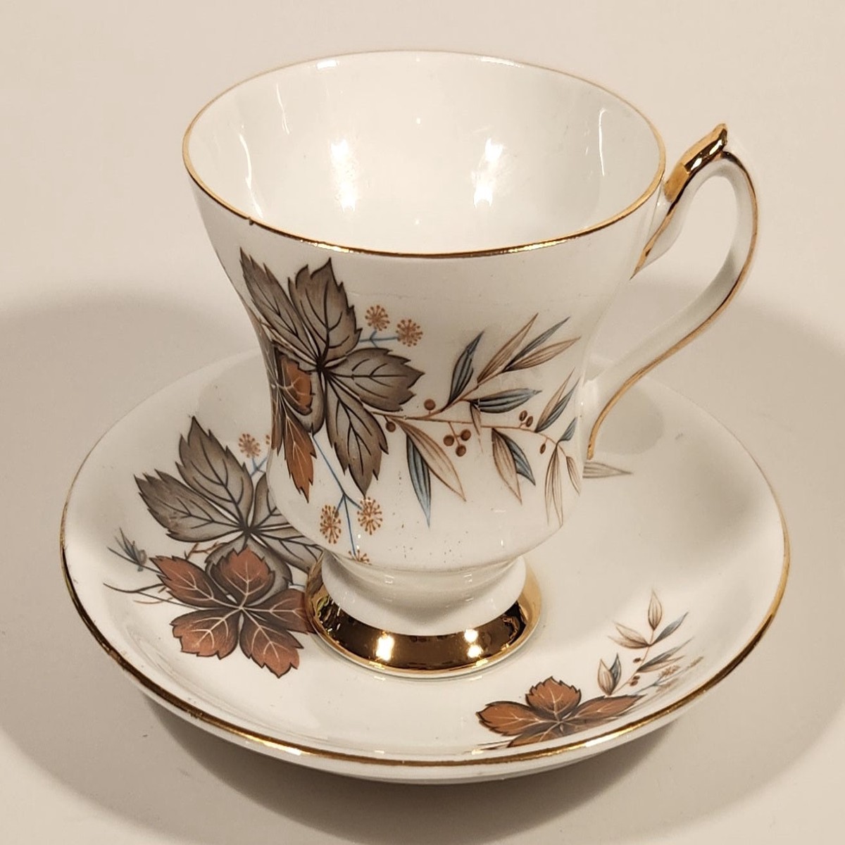 Vintage Windsor Bone China Grey and Brown Fall Autumn Leaves Tea Cup & Saucer Set