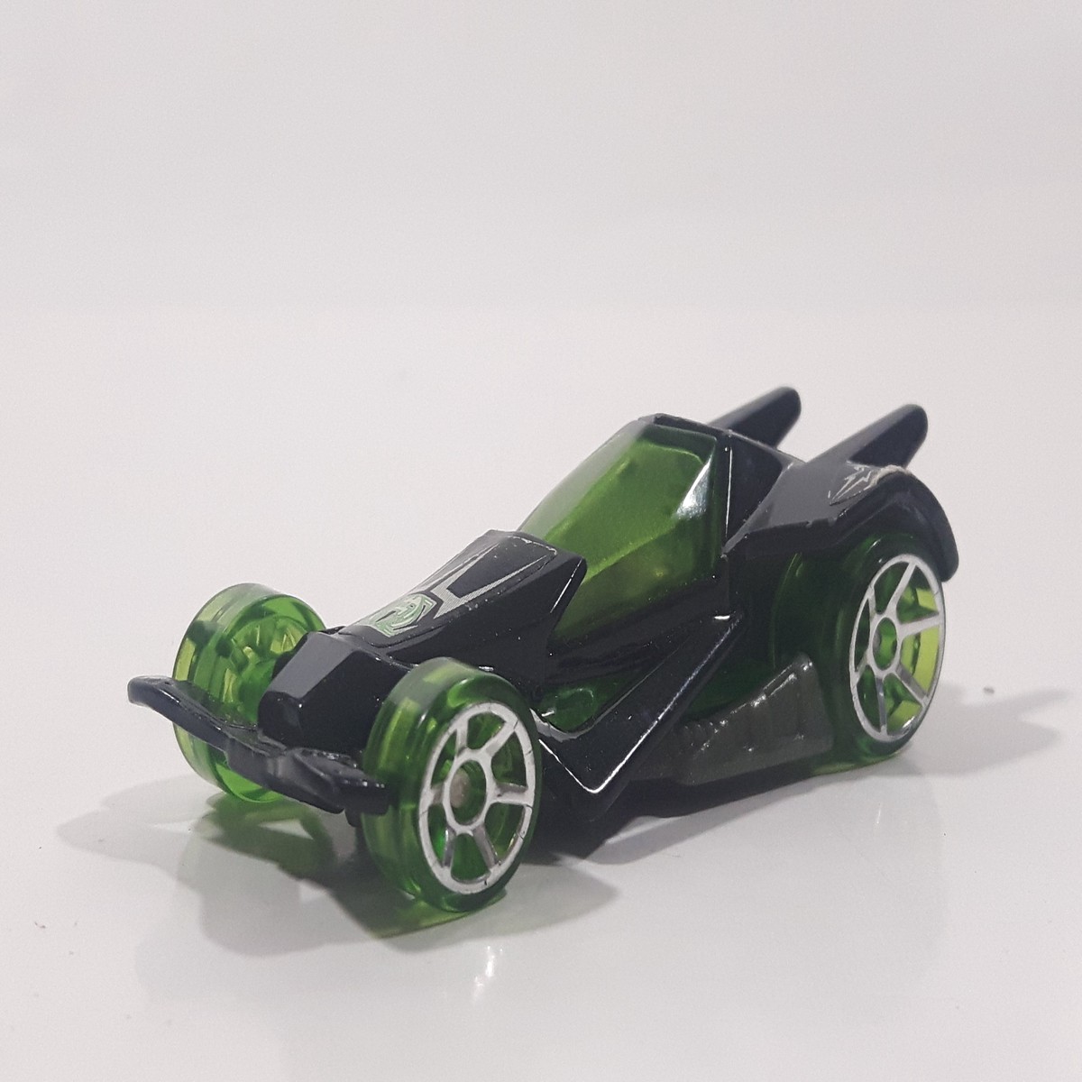2005 Hot Wheels McDonald's AcceleRacers RD-06 Black & Lime Green Die Cast Toy Car Vehicle
