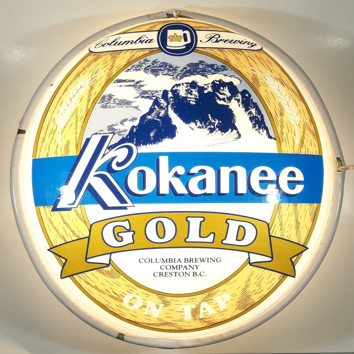 Vintage Columbia Brewery Kokanee Gold Beer On Tap 16" x 21" Double Sided Oval Shaped Light Up Bar Beer Store Sign