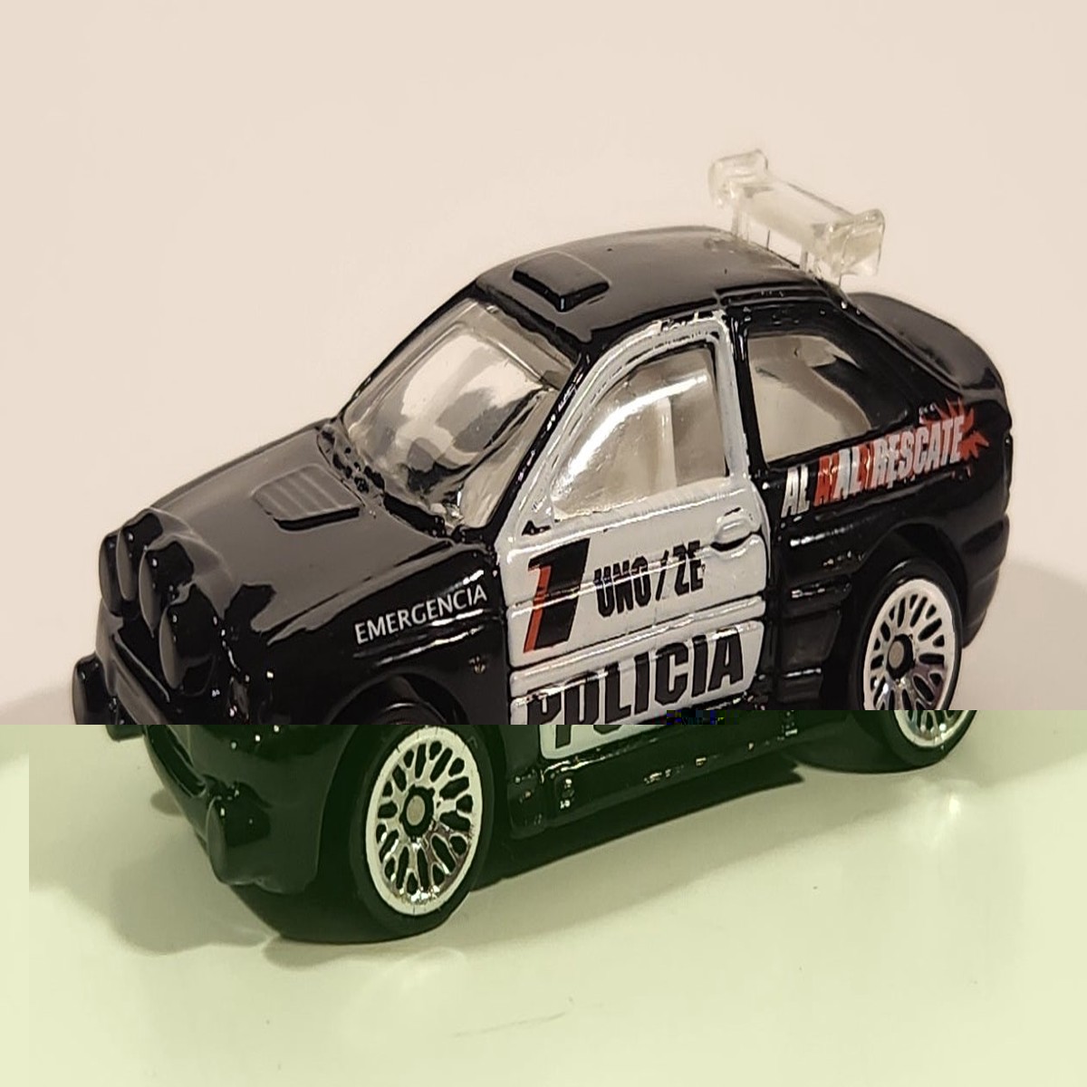 2000 Hot Wheels World Racers 2 Ford Escort Rally #1 Police Cops Policia Black with White Doors Die Cast Toy Car Vehicle