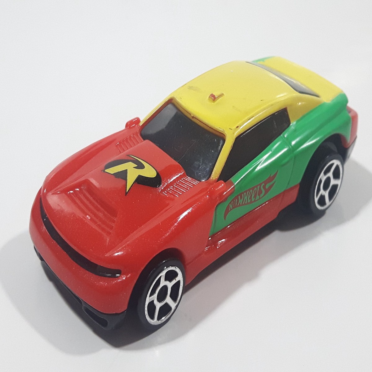 2016 Hot Wheels DC Comics Batman's Robin Red Yellow Green Plastic Pullback Motorized Friction Toy Car Vehicle McDonald's Happy Meal